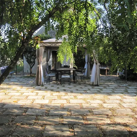 Casale Vecchio Lecce Nocleg ze śniadaniem 4*