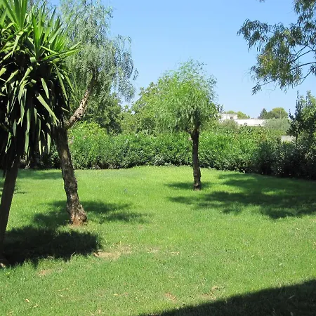 Casale Vecchio Lecce Oda ve Kahvaltı 4*